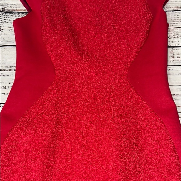 T Tahari Red Cap Sleeve Sheath Midi Dress Cocktail‎ Sz. 4 - Picture 4 of 8